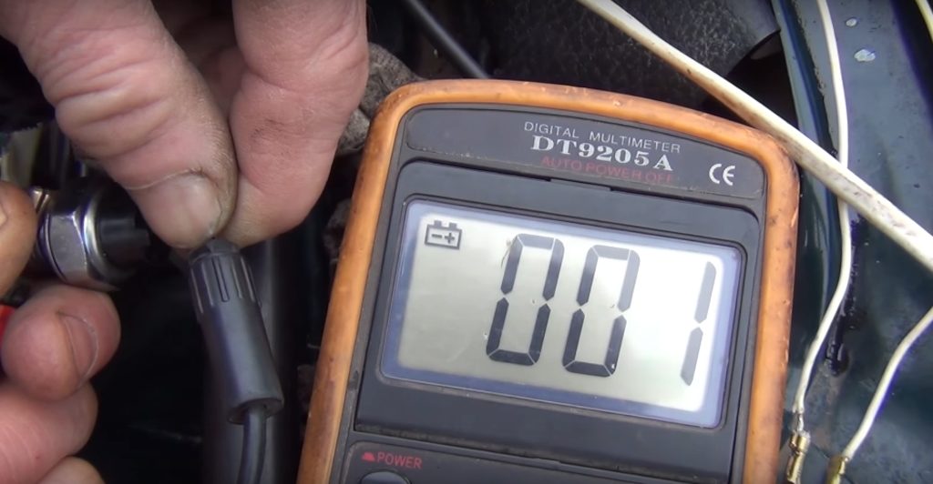 Как проверить датчик давления масла на 406 двигателе